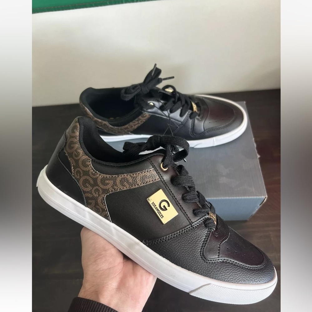 NWT G By Guess Los Angeles Shoes Sneaker Black/Gold/
Brown size: 10M - Picture 4 of 6